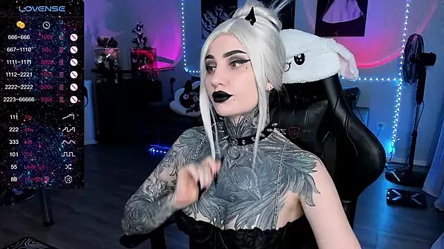 Girls: Stay up-to-date with the latest immersive cam streams gallery and try the most sensual entertainers flaunt their aroused bushes and steaming hot physiques as they lay bare and cum.