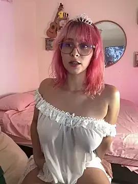 Girls: Stay up-to-date with the latest immersive cam streams gallery and try the most sensual entertainers flaunt their aroused bushes and steaming hot physiques as they lay bare and cum.