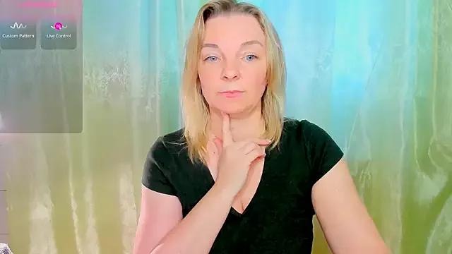 Girls: Stay up-to-date with the latest immersive cam streams gallery and try the most sensual entertainers flaunt their aroused bushes and steaming hot physiques as they lay bare and cum.