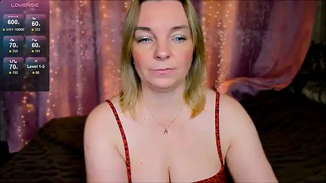 Girls: Stay up-to-date with the latest immersive cam streams gallery and try the most sensual entertainers flaunt their aroused bushes and steaming hot physiques as they lay bare and cum.