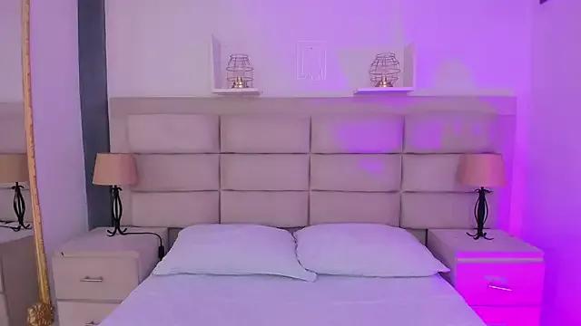 Girls: Stay up-to-date with the latest immersive cam streams gallery and try the most sensual entertainers flaunt their aroused bushes and steaming hot physiques as they lay bare and cum.