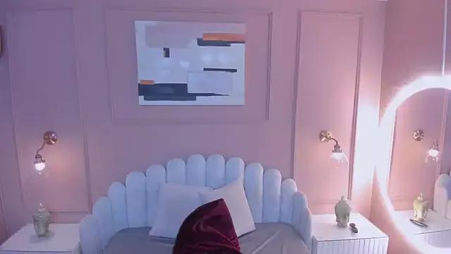 Girls: Stay up-to-date with the latest immersive cam streams gallery and try the most sensual entertainers flaunt their aroused bushes and steaming hot physiques as they lay bare and cum.