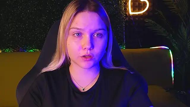 Girls: Stay up-to-date with the latest immersive cam streams gallery and try the most sensual entertainers flaunt their aroused bushes and steaming hot physiques as they lay bare and cum.