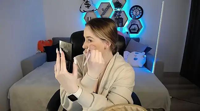 Girls: Stay up-to-date with the latest immersive cam streams gallery and try the most sensual entertainers flaunt their aroused bushes and steaming hot physiques as they lay bare and cum.