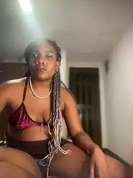 SamiiaSmitn from StripChat is Freechat