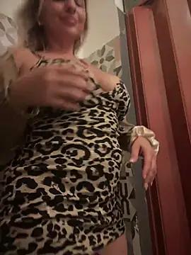 Girls: Stay up-to-date with the latest immersive cam streams gallery and try the most sensual entertainers flaunt their aroused bushes and steaming hot physiques as they lay bare and cum.