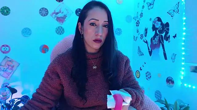 Girls: Stay up-to-date with the latest immersive cam streams gallery and try the most sensual entertainers flaunt their aroused bushes and steaming hot physiques as they lay bare and cum.
