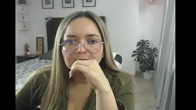 Girls: Stay up-to-date with the latest immersive cam streams gallery and try the most sensual entertainers flaunt their aroused bushes and steaming hot physiques as they lay bare and cum.