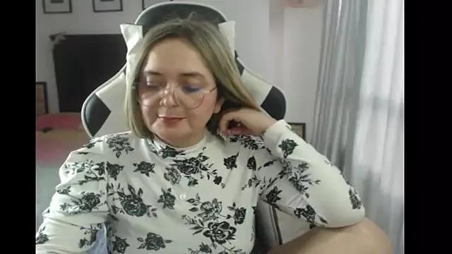 Girls: Stay up-to-date with the latest immersive cam streams gallery and try the most sensual entertainers flaunt their aroused bushes and steaming hot physiques as they lay bare and cum.