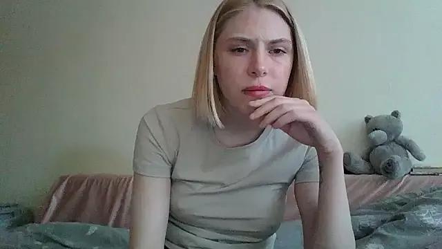 Girls: Stay up-to-date with the latest immersive cam streams gallery and try the most sensual entertainers flaunt their aroused bushes and steaming hot physiques as they lay bare and cum.