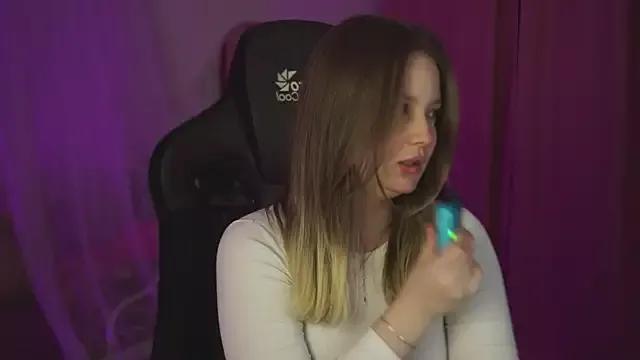 Girls: Stay up-to-date with the latest immersive cam streams gallery and try the most sensual entertainers flaunt their aroused bushes and steaming hot physiques as they lay bare and cum.