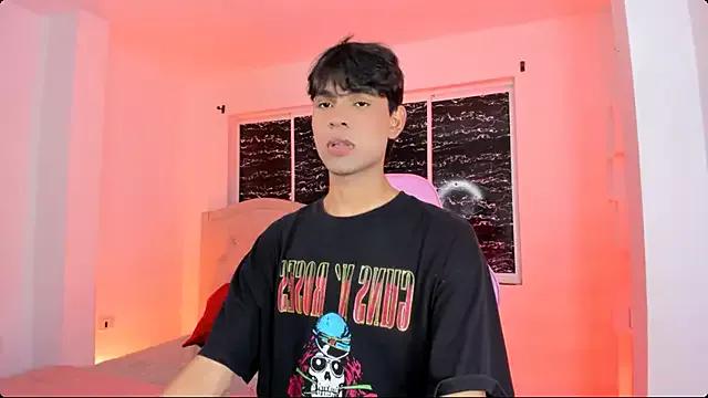 santiagoyoung18 from StripChat is Freechat