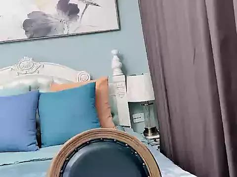 sarah111 from StripChat is Freechat