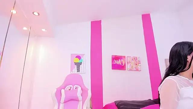 Girls: Stay up-to-date with the latest immersive cam streams gallery and try the most sensual entertainers flaunt their aroused bushes and steaming hot physiques as they lay bare and cum.