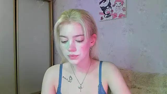 Girls: Stay up-to-date with the latest immersive cam streams gallery and try the most sensual entertainers flaunt their aroused bushes and steaming hot physiques as they lay bare and cum.