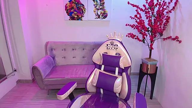 Girls: Stay up-to-date with the latest immersive cam streams gallery and try the most sensual entertainers flaunt their aroused bushes and steaming hot physiques as they lay bare and cum.