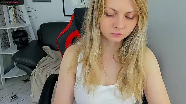 Girls: Stay up-to-date with the latest immersive cam streams gallery and try the most sensual entertainers flaunt their aroused bushes and steaming hot physiques as they lay bare and cum.