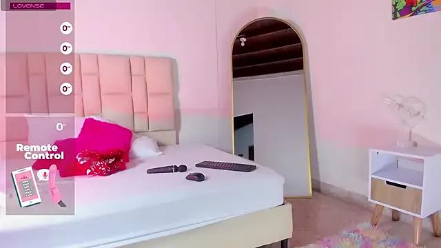 Girls: Stay up-to-date with the latest immersive cam streams gallery and try the most sensual entertainers flaunt their aroused bushes and steaming hot physiques as they lay bare and cum.