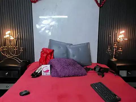 Girls: Stay up-to-date with the latest immersive cam streams gallery and try the most sensual entertainers flaunt their aroused bushes and steaming hot physiques as they lay bare and cum.