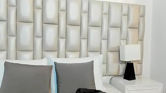 SofiaJamess from StripChat is Freechat