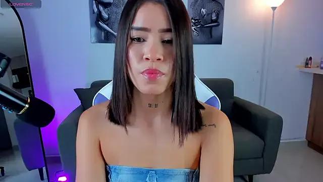 Girls: Stay up-to-date with the latest immersive cam streams gallery and try the most sensual entertainers flaunt their aroused bushes and steaming hot physiques as they lay bare and cum.