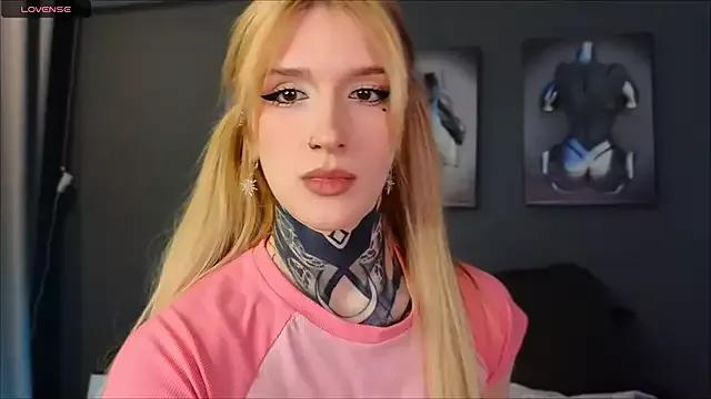 Girls: Stay up-to-date with the latest immersive cam streams gallery and try the most sensual entertainers flaunt their aroused bushes and steaming hot physiques as they lay bare and cum.