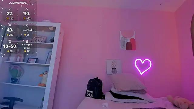 Girls: Stay up-to-date with the latest immersive cam streams gallery and try the most sensual entertainers flaunt their aroused bushes and steaming hot physiques as they lay bare and cum.