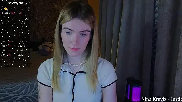 SpiceJessy from StripChat is Freechat