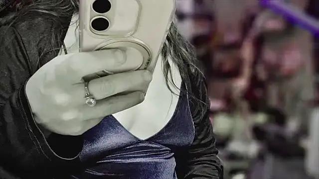 Girls: Stay up-to-date with the latest immersive cam streams gallery and try the most sensual entertainers flaunt their aroused bushes and steaming hot physiques as they lay bare and cum.