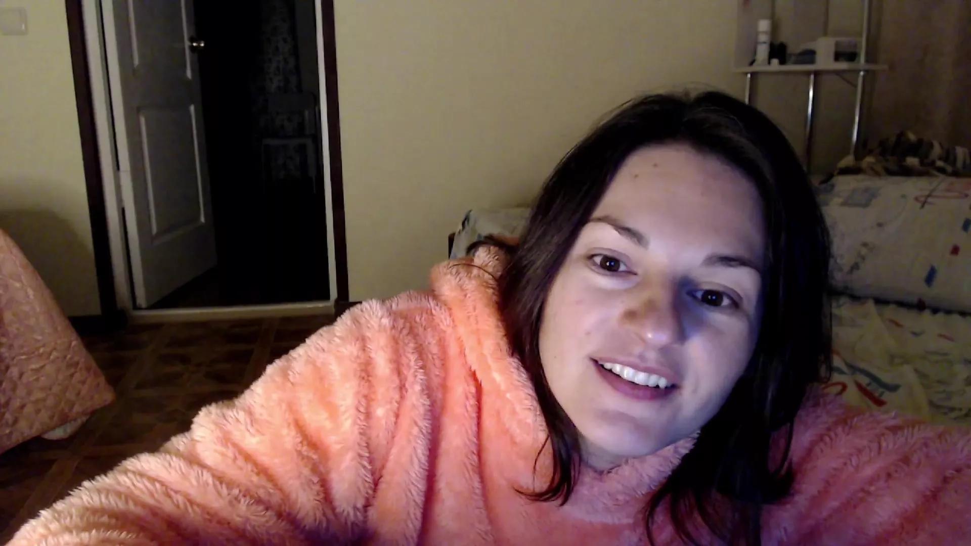 Girls: Stay up-to-date with the latest immersive cam streams gallery and try the most sensual entertainers flaunt their aroused bushes and steaming hot physiques as they lay bare and cum.