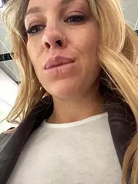 Girls: Stay up-to-date with the latest immersive cam streams gallery and try the most sensual entertainers flaunt their aroused bushes and steaming hot physiques as they lay bare and cum.
