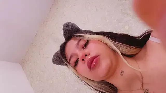 Girls: Stay up-to-date with the latest immersive cam streams gallery and try the most sensual entertainers flaunt their aroused bushes and steaming hot physiques as they lay bare and cum.