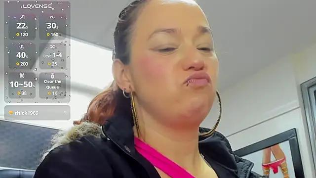 Girls: Stay up-to-date with the latest immersive cam streams gallery and try the most sensual entertainers flaunt their aroused bushes and steaming hot physiques as they lay bare and cum.