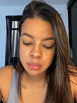 trianawhite from StripChat is Freechat