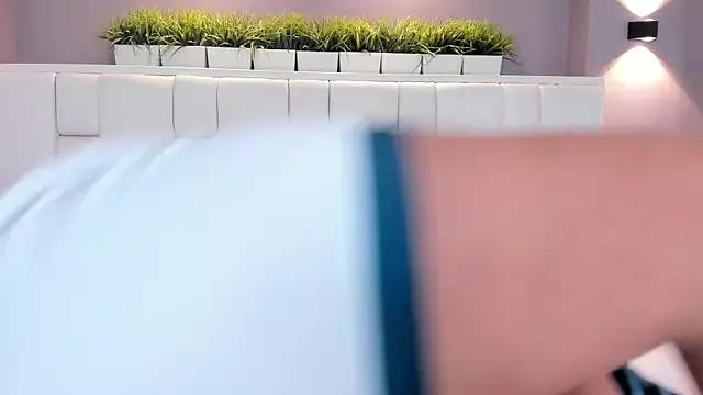 Girls: Stay up-to-date with the latest immersive cam streams gallery and try the most sensual entertainers flaunt their aroused bushes and steaming hot physiques as they lay bare and cum.