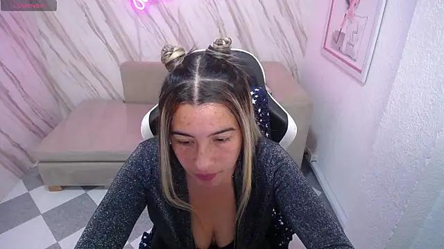 Girls: Stay up-to-date with the latest immersive cam streams gallery and try the most sensual entertainers flaunt their aroused bushes and steaming hot physiques as they lay bare and cum.