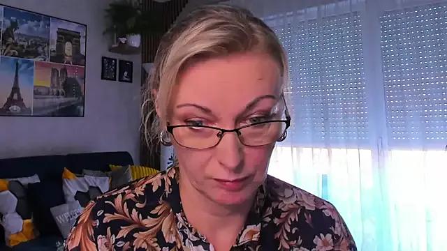 Girls: Stay up-to-date with the latest immersive cam streams gallery and try the most sensual entertainers flaunt their aroused bushes and steaming hot physiques as they lay bare and cum.