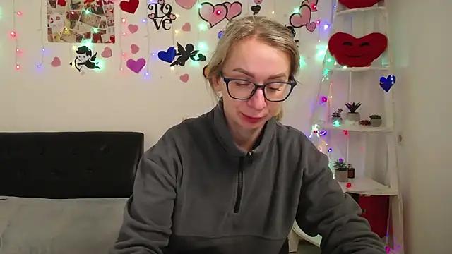 Girls: Stay up-to-date with the latest immersive cam streams gallery and try the most sensual entertainers flaunt their aroused bushes and steaming hot physiques as they lay bare and cum.
