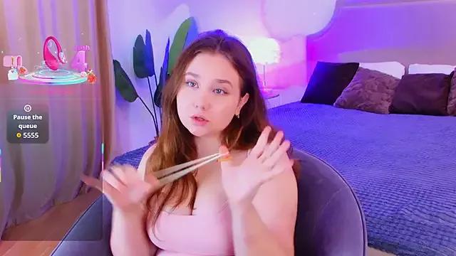 VelvetVixenCute from StripChat is Freechat