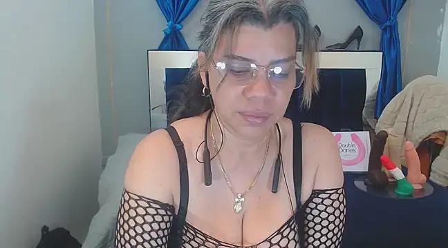 Girls: Stay up-to-date with the latest immersive cam streams gallery and try the most sensual entertainers flaunt their aroused bushes and steaming hot physiques as they lay bare and cum.