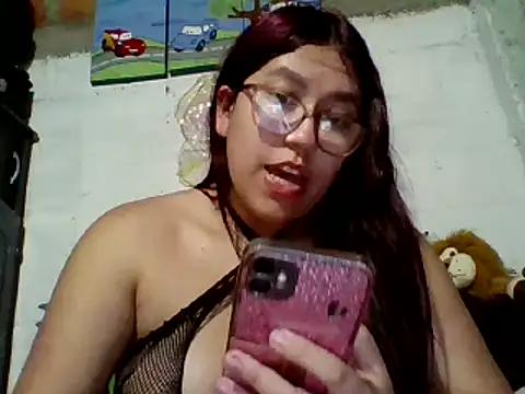 Girls: Stay up-to-date with the latest immersive cam streams gallery and try the most sensual entertainers flaunt their aroused bushes and steaming hot physiques as they lay bare and cum.