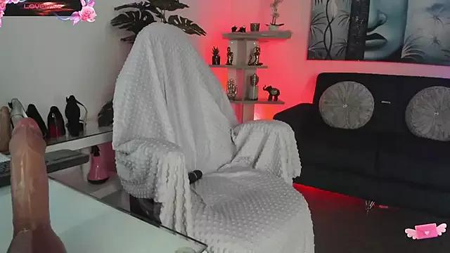 Girls: Stay up-to-date with the latest immersive cam streams gallery and try the most sensual entertainers flaunt their aroused bushes and steaming hot physiques as they lay bare and cum.