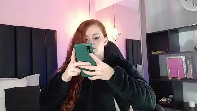 WandaScarlett from StripChat is Freechat