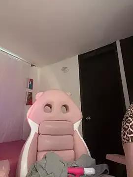 Girls: Stay up-to-date with the latest immersive cam streams gallery and try the most sensual entertainers flaunt their aroused bushes and steaming hot physiques as they lay bare and cum.