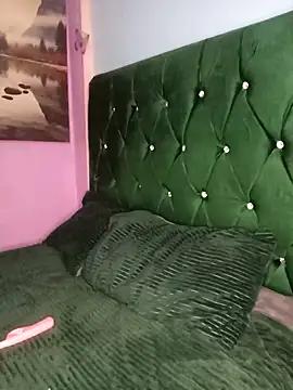 Girls: Stay up-to-date with the latest immersive cam streams gallery and try the most sensual entertainers flaunt their aroused bushes and steaming hot physiques as they lay bare and cum.
