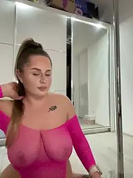 XshyblondX from StripChat is Freechat