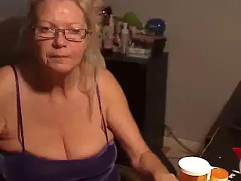 Girls: Stay up-to-date with the latest immersive cam streams gallery and try the most sensual entertainers flaunt their aroused bushes and steaming hot physiques as they lay bare and cum.