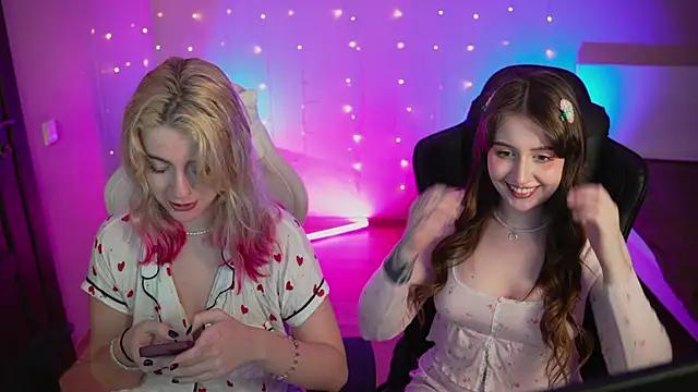 Girls: Stay up-to-date with the latest immersive cam streams gallery and try the most sensual entertainers flaunt their aroused bushes and steaming hot physiques as they lay bare and cum.