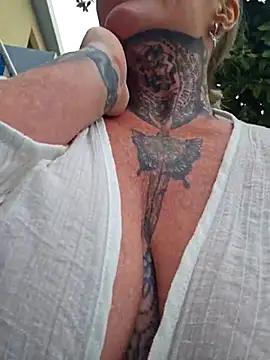 Girls: Stay up-to-date with the latest immersive cam streams gallery and try the most sensual entertainers flaunt their aroused bushes and steaming hot physiques as they lay bare and cum.