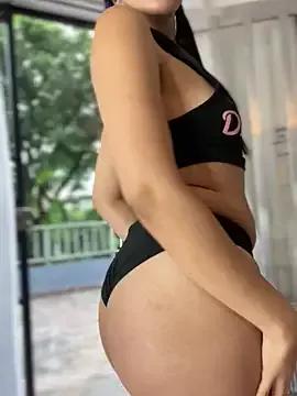 Girls: Stay up-to-date with the latest immersive cam streams gallery and try the most sensual entertainers flaunt their aroused bushes and steaming hot physiques as they lay bare and cum.